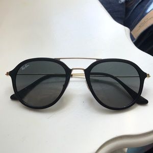 Ray-Ban Pilot Shape Sunglasses